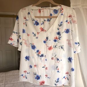 Floral Short Sleeved Blouse